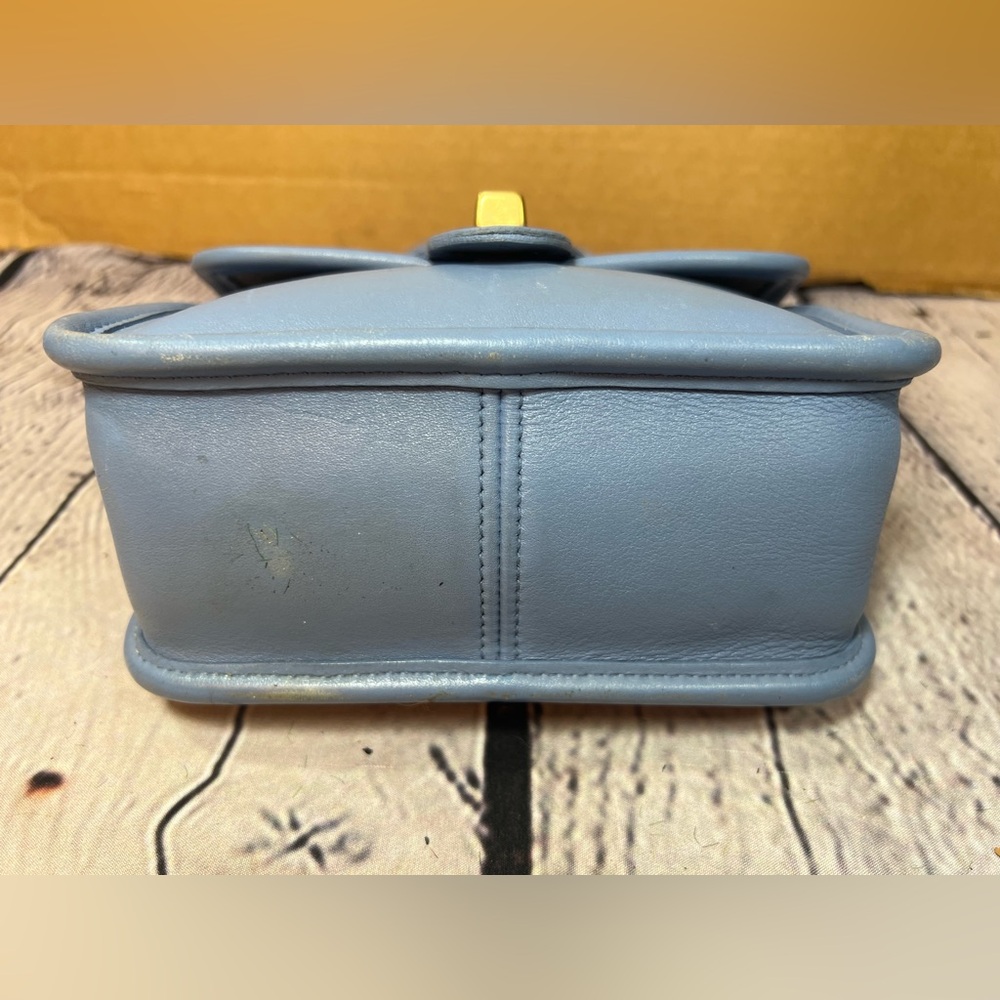 Vintage Coach 9023 Winnie Bag RARE🩵PERIWINKLE BLUE🩵Made in ‘97 Only NICE! - Picture 8 of 14